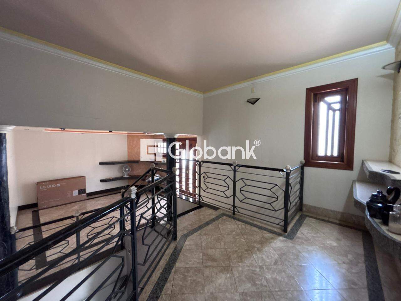 Casa 5 quartos para aluguel Jardim São Luiz 260m² Montes Claros MG: Hall primeiro piso