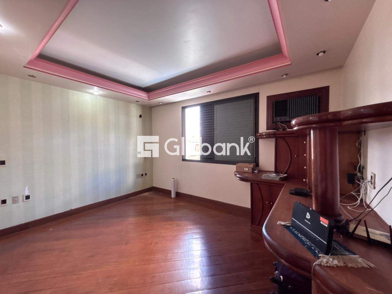 Casa 5 quartos para aluguel Jardim São Luiz 260m² Montes Claros MG: Suite