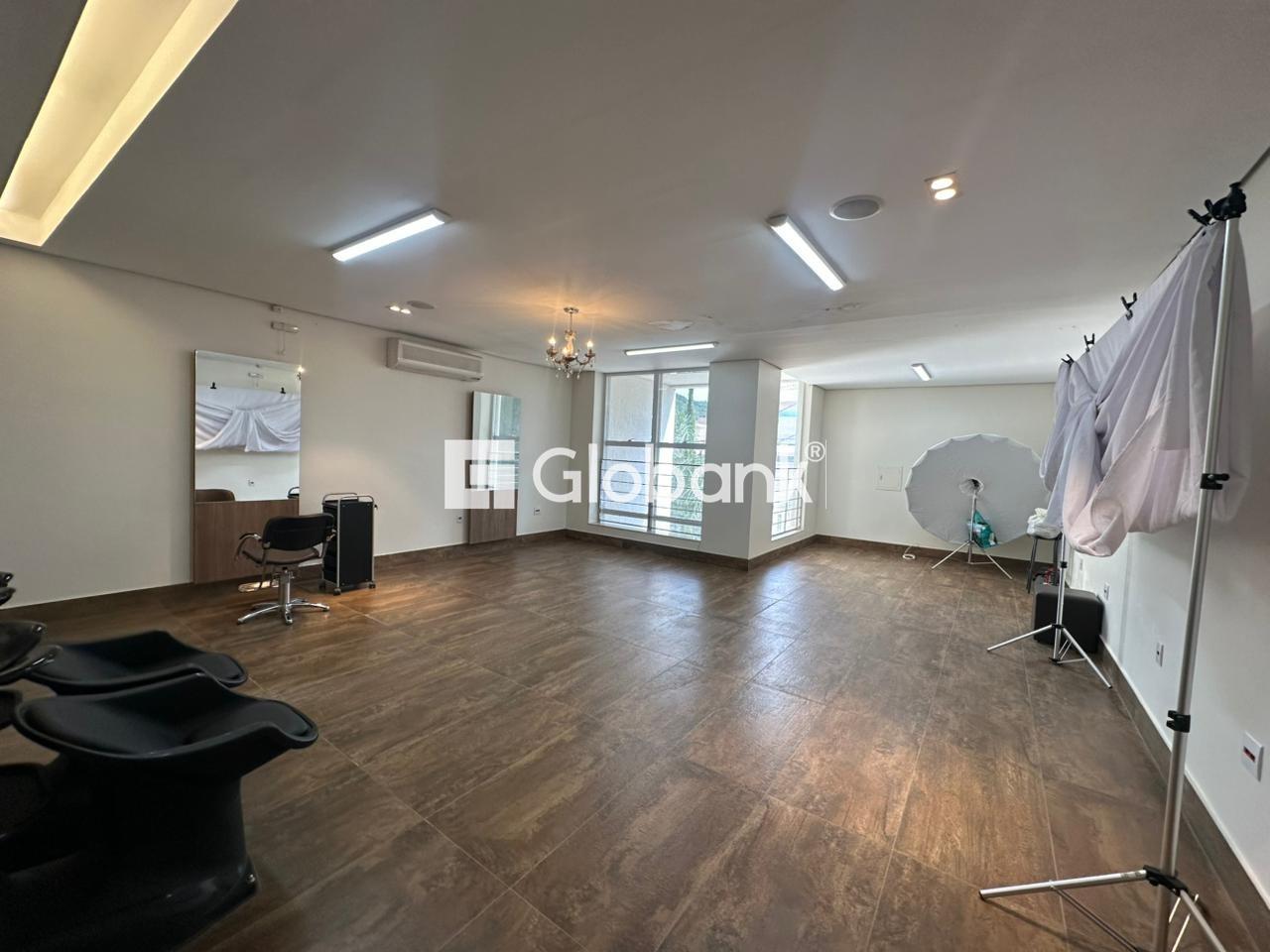 Casa 3 quartos para aluguel Ibituruna 150m² Montes Claros MG: 