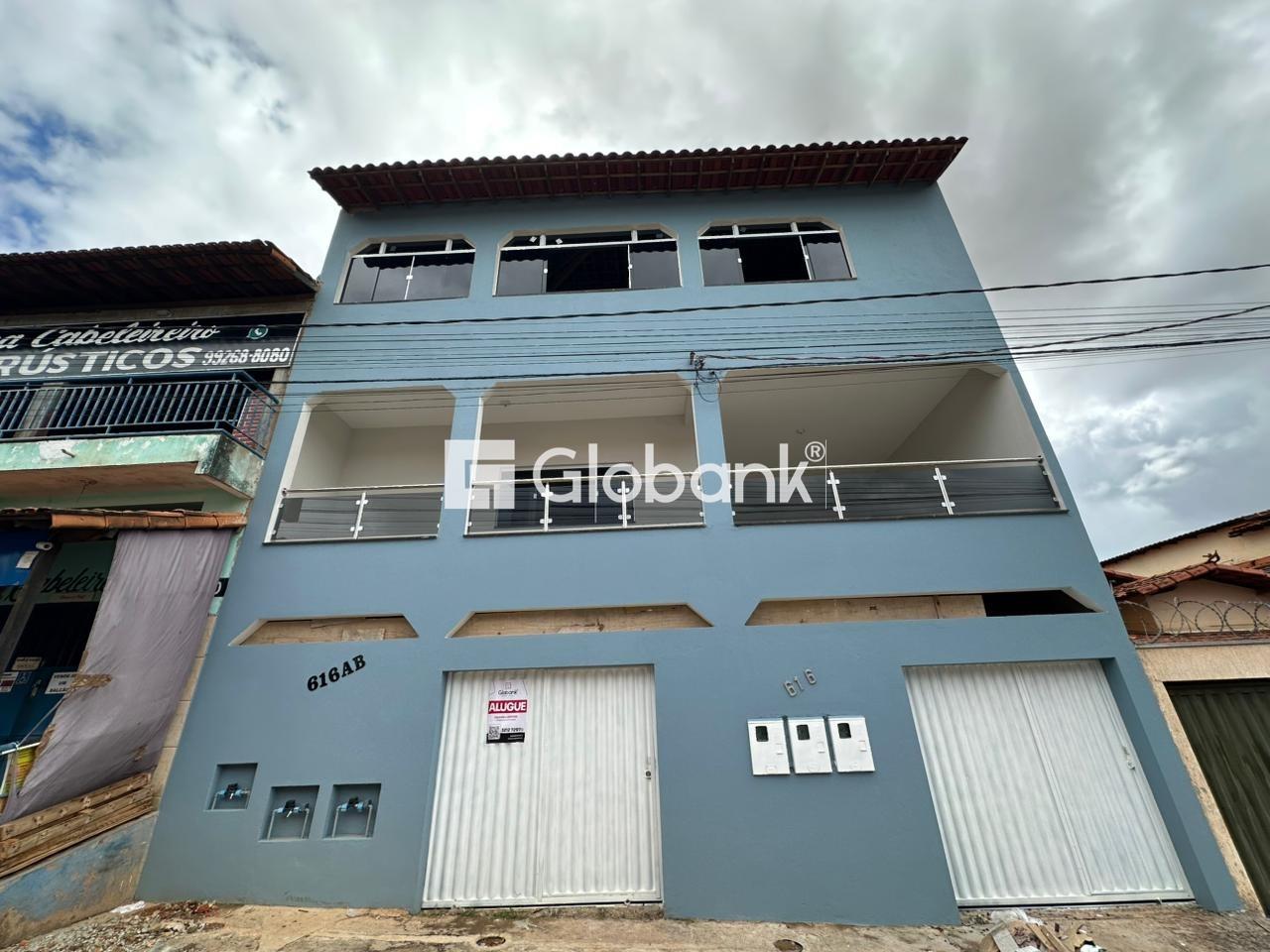 Casa 3 quartos para aluguel Santa Lúcia 250m² Montes Claros MG: Fachada 