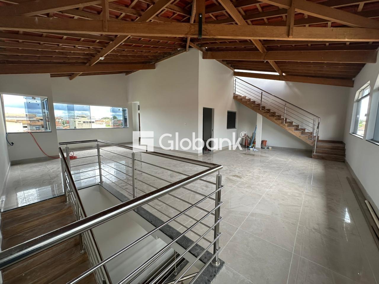 Casa 3 quartos para aluguel Santa Lúcia 250m² Montes Claros MG: 