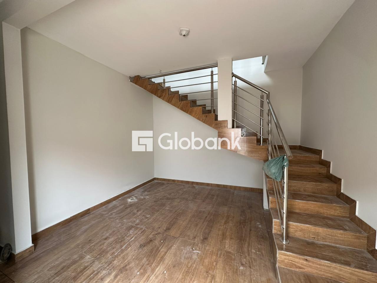 Casa 3 quartos para aluguel Santa Lúcia 250m² Montes Claros MG: Garagem