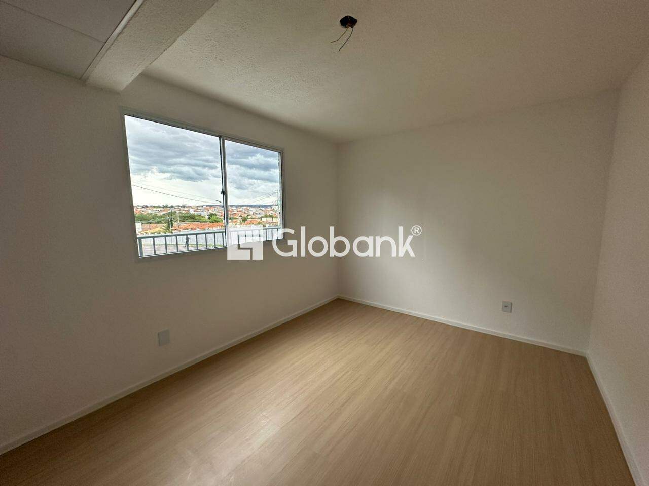 Kitnet 1 quarto para aluguel Belvedere 40m² Montes Claros MG: Quarto