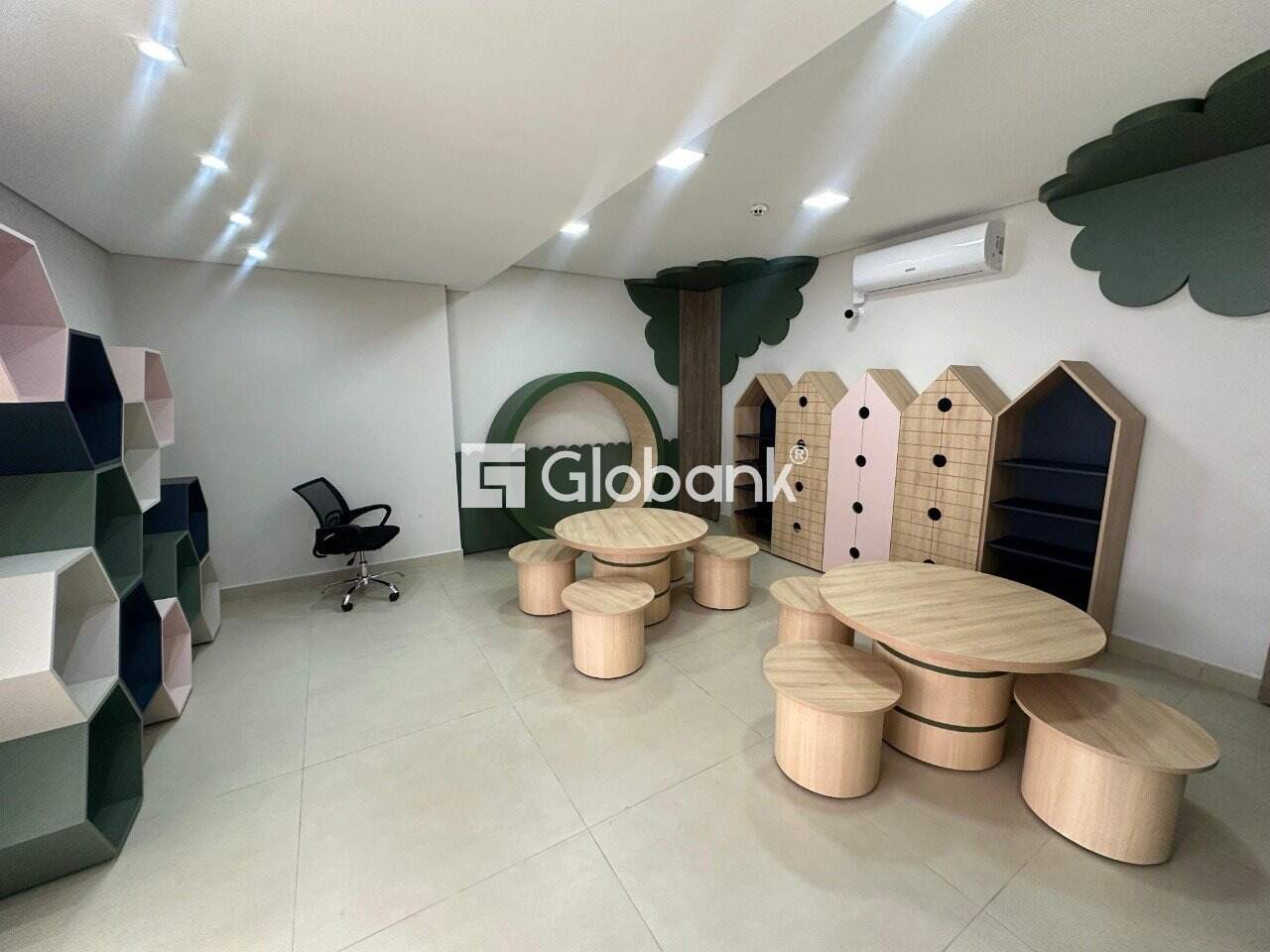 Apartamento 3 quartos para aluguel Todos os Santos 110m² Montes Claros MG: Sala kids