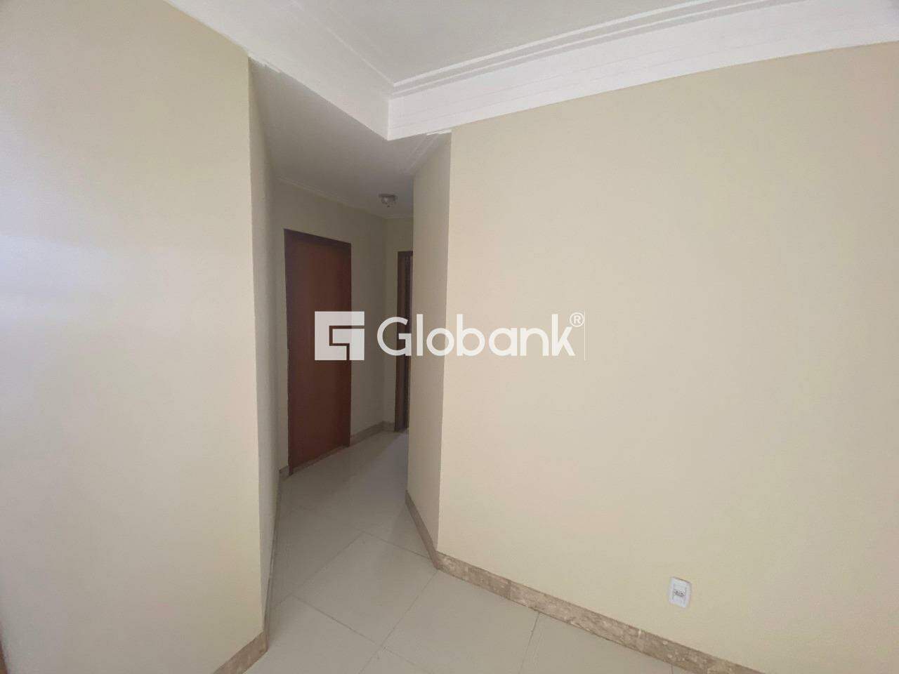 Apartamento 3 quartos para aluguel Cândida Câmara 240m² Montes Claros MG: 