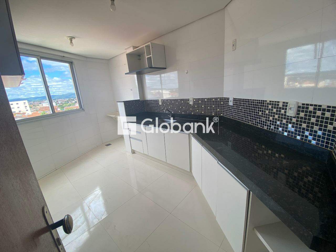 Apartamento 3 quartos para aluguel Cândida Câmara 240m² Montes Claros MG: 