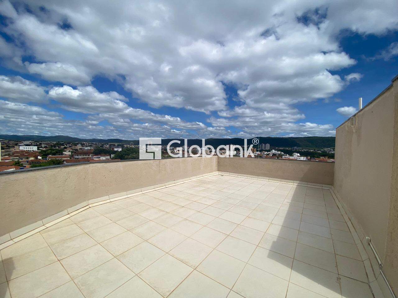 Apartamento 3 quartos para aluguel Cândida Câmara 240m² Montes Claros MG: 