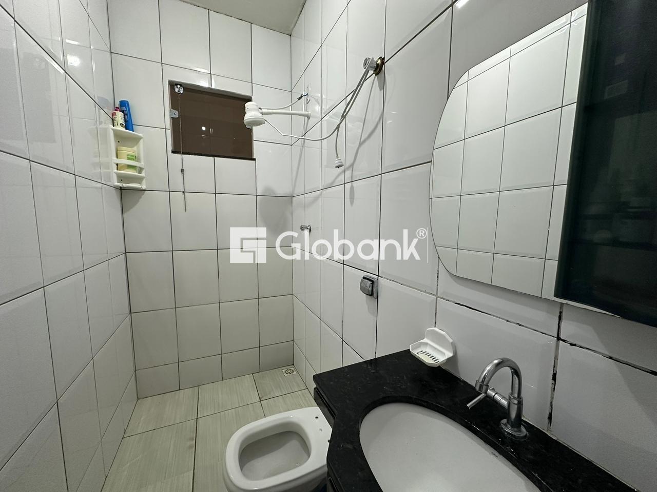 Casa 2 quartos para aluguel Vila Atlântida 70m² Montes Claros MG: Banheiro social