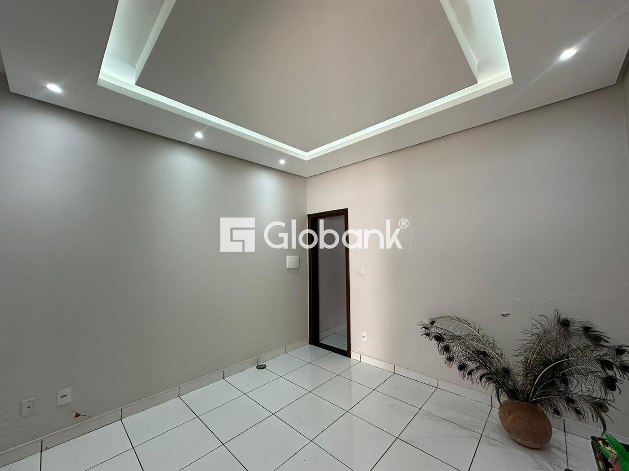 Casa 2 quartos para aluguel Vila Atlântida 70m² Montes Claros MG: Sala