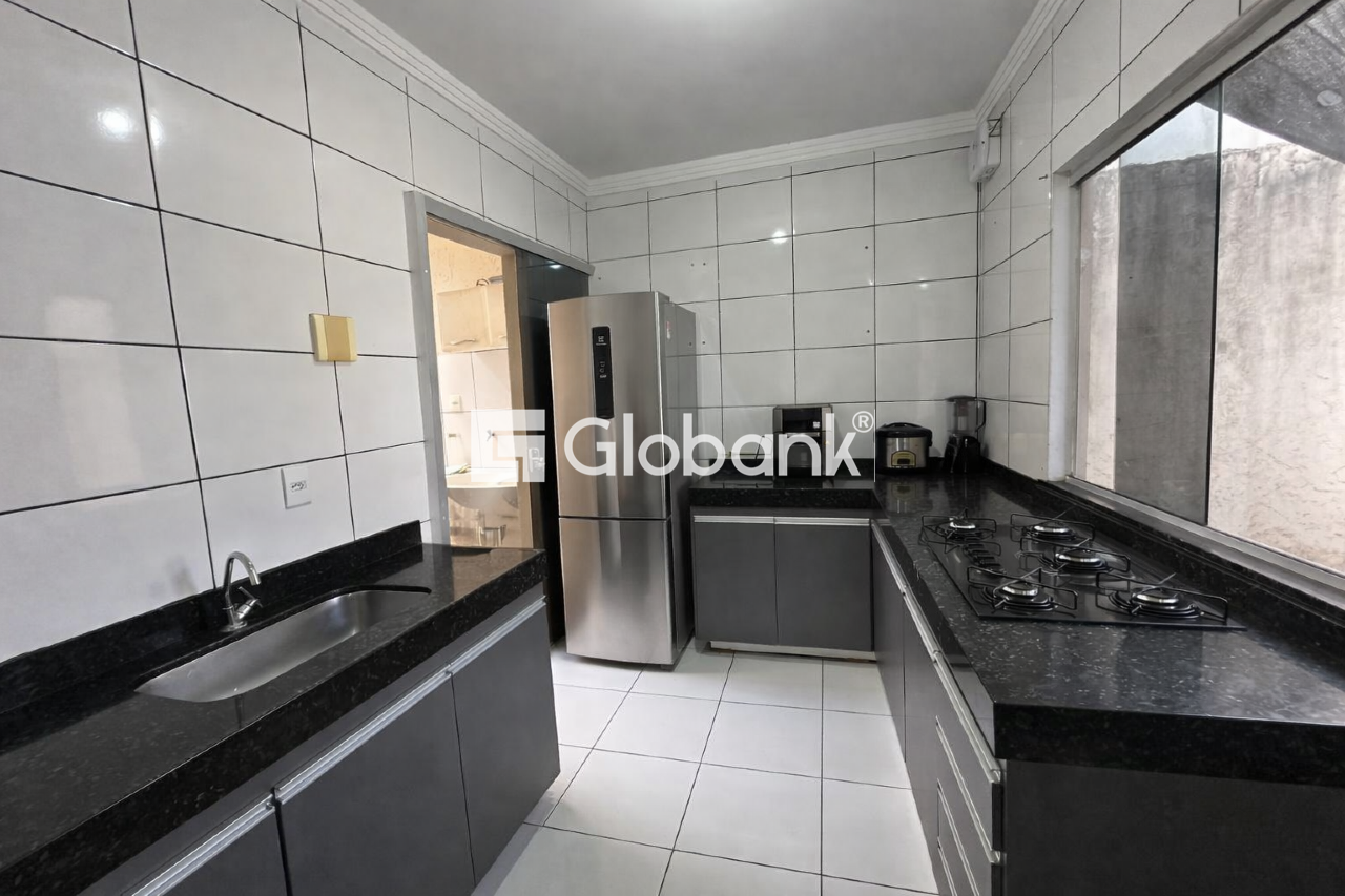 Casa 3 quartos para aluguel Jardim Olímpico 90m² Montes Claros MG: Cozinha