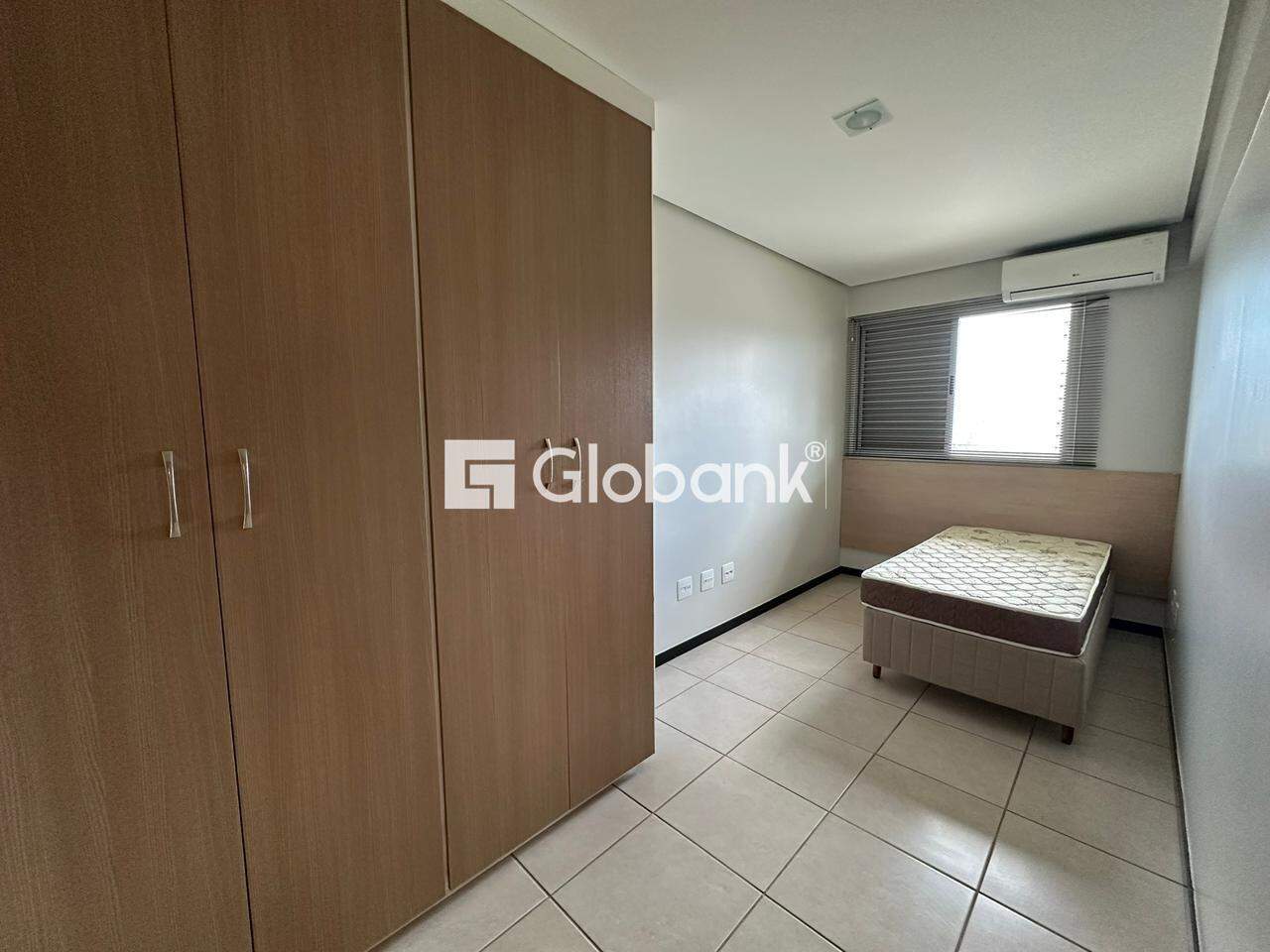 Apartamento 2 quartos para aluguel Centro 42m² Montes Claros MG: 