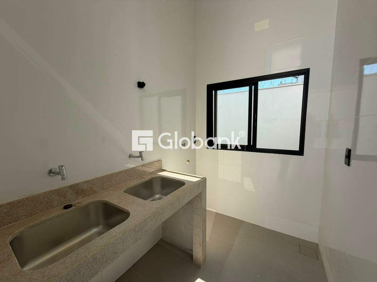 Casa 3 quartos para aluguel Morada do Sol 160m² Montes Claros MG: 