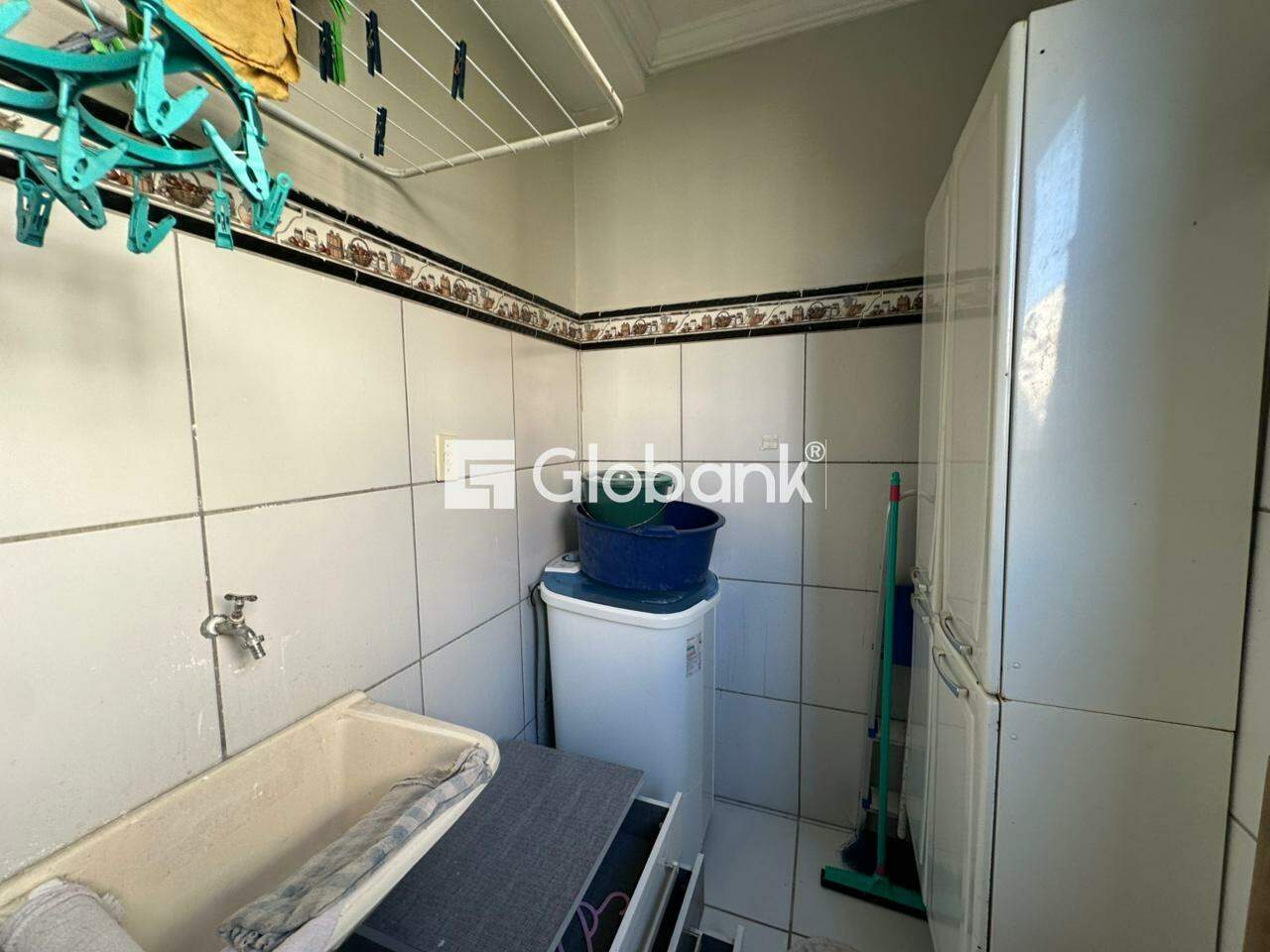 Apartamento 3 quartos para aluguel Morada do Parque 60m² Montes Claros MG: Área de serviço