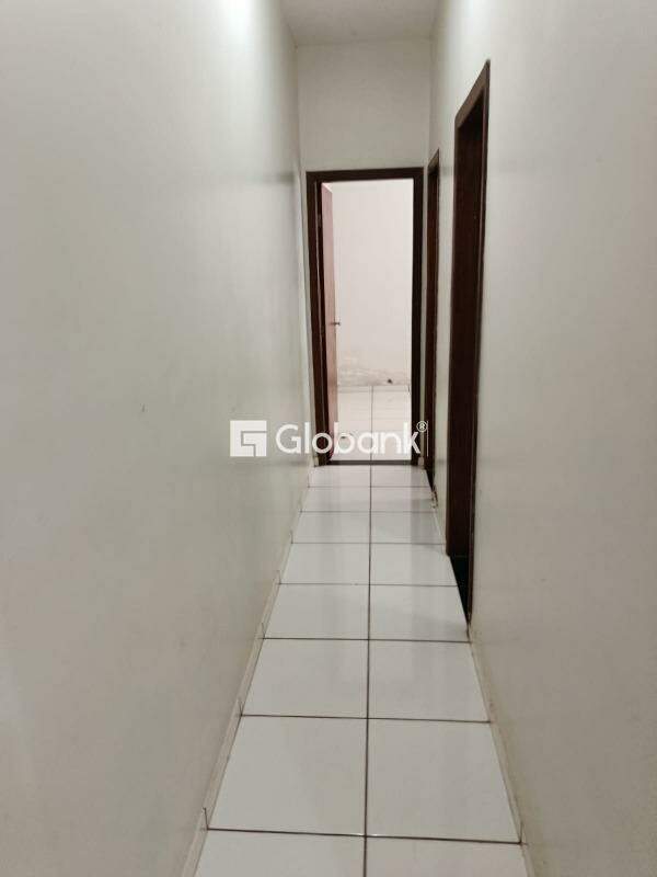 Casa 3 quartos à venda Independência 60m² Montes Claros MG: 