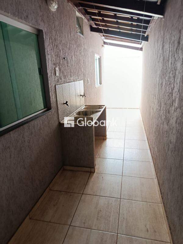 Casa 3 quartos à venda Independência 60m² Montes Claros MG: 