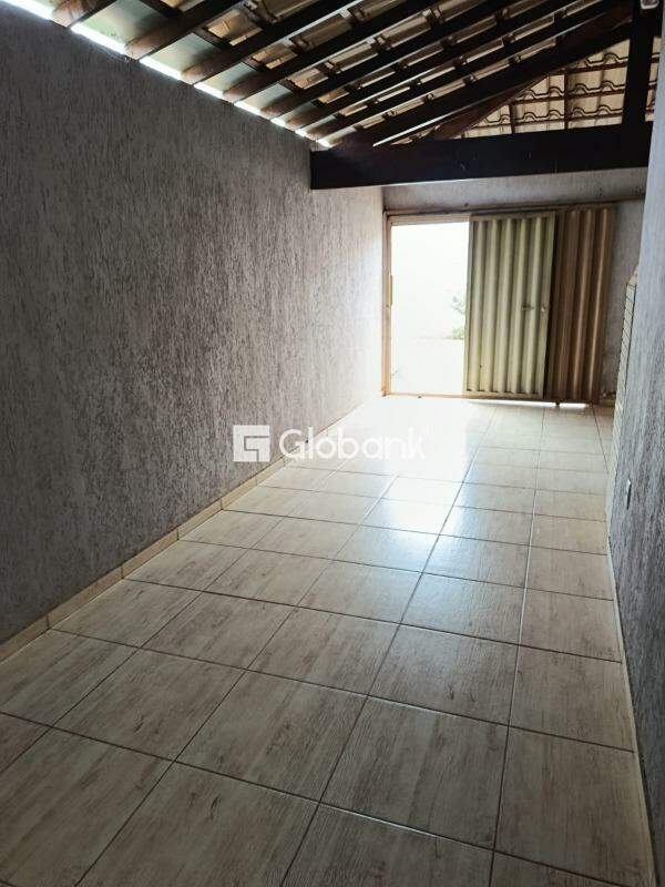 Casa 3 quartos à venda Independência 60m² Montes Claros MG: 