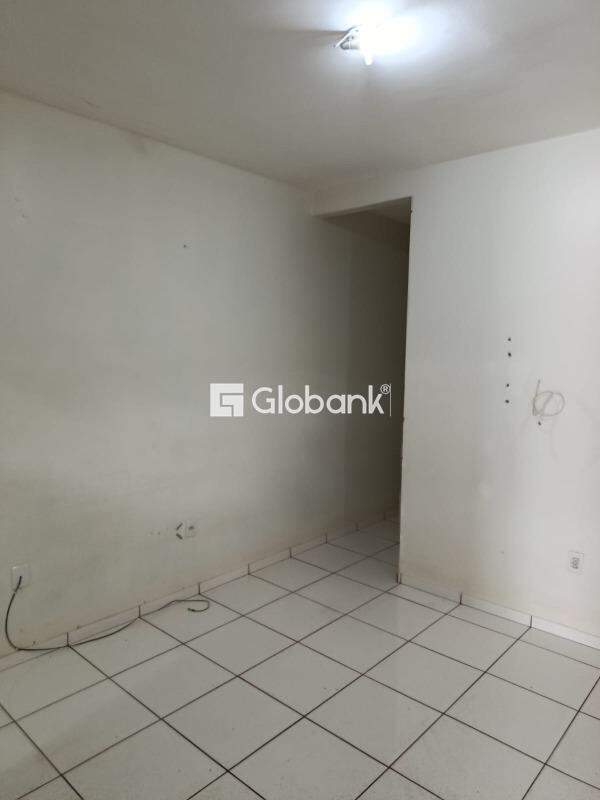 Casa 3 quartos à venda Independência 60m² Montes Claros MG: 