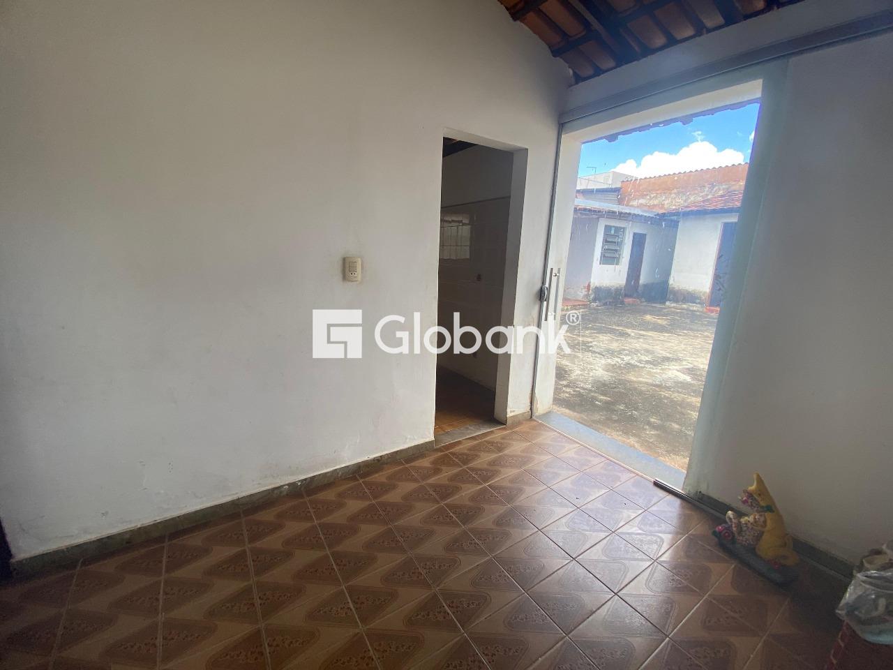 Casa 6 quartos à venda Major Prates 360m² Montes Claros MG: 