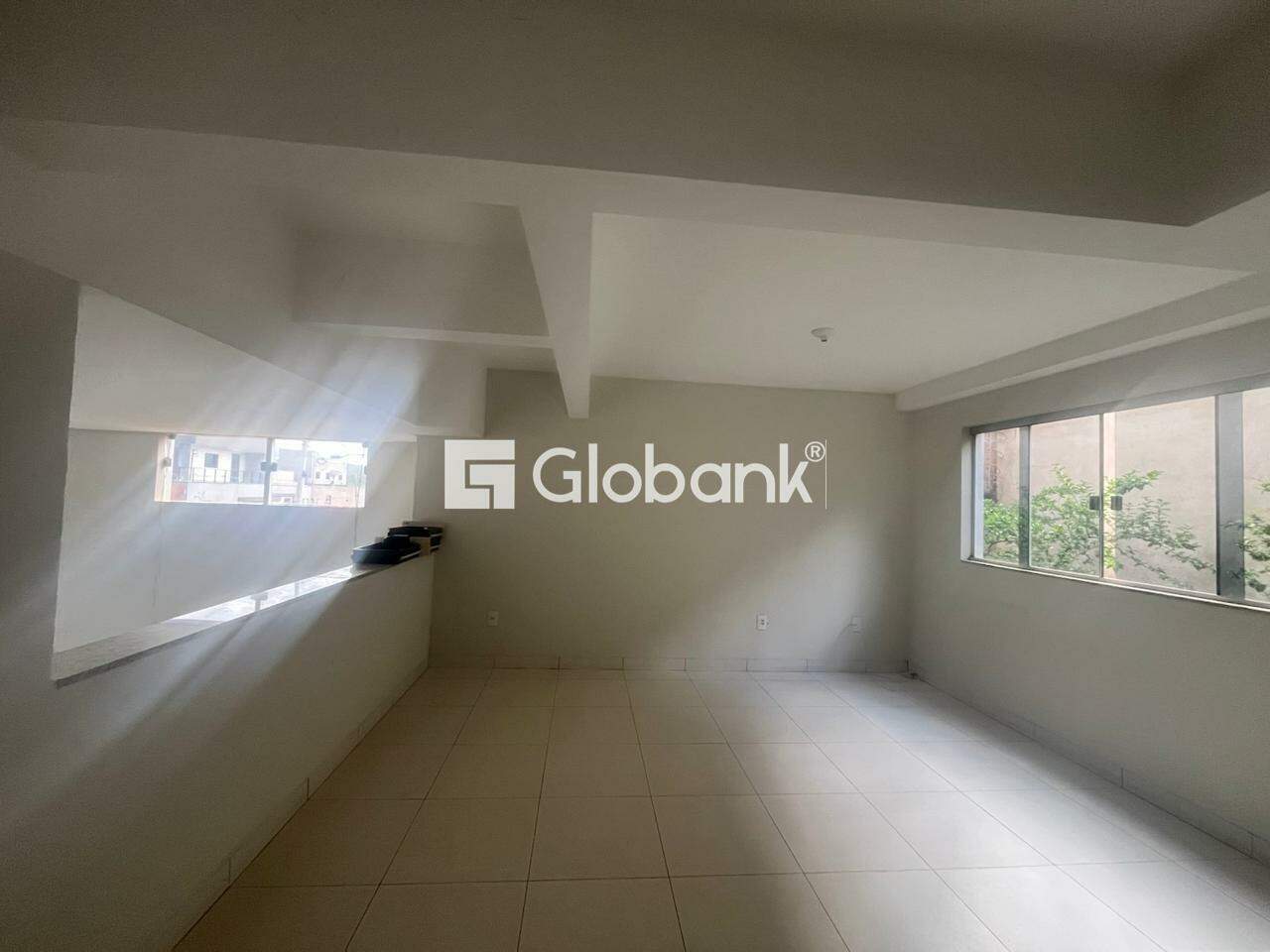 Casa comercial 3 quartos à venda Jardim Brasil 500m² Montes Claros MG: 