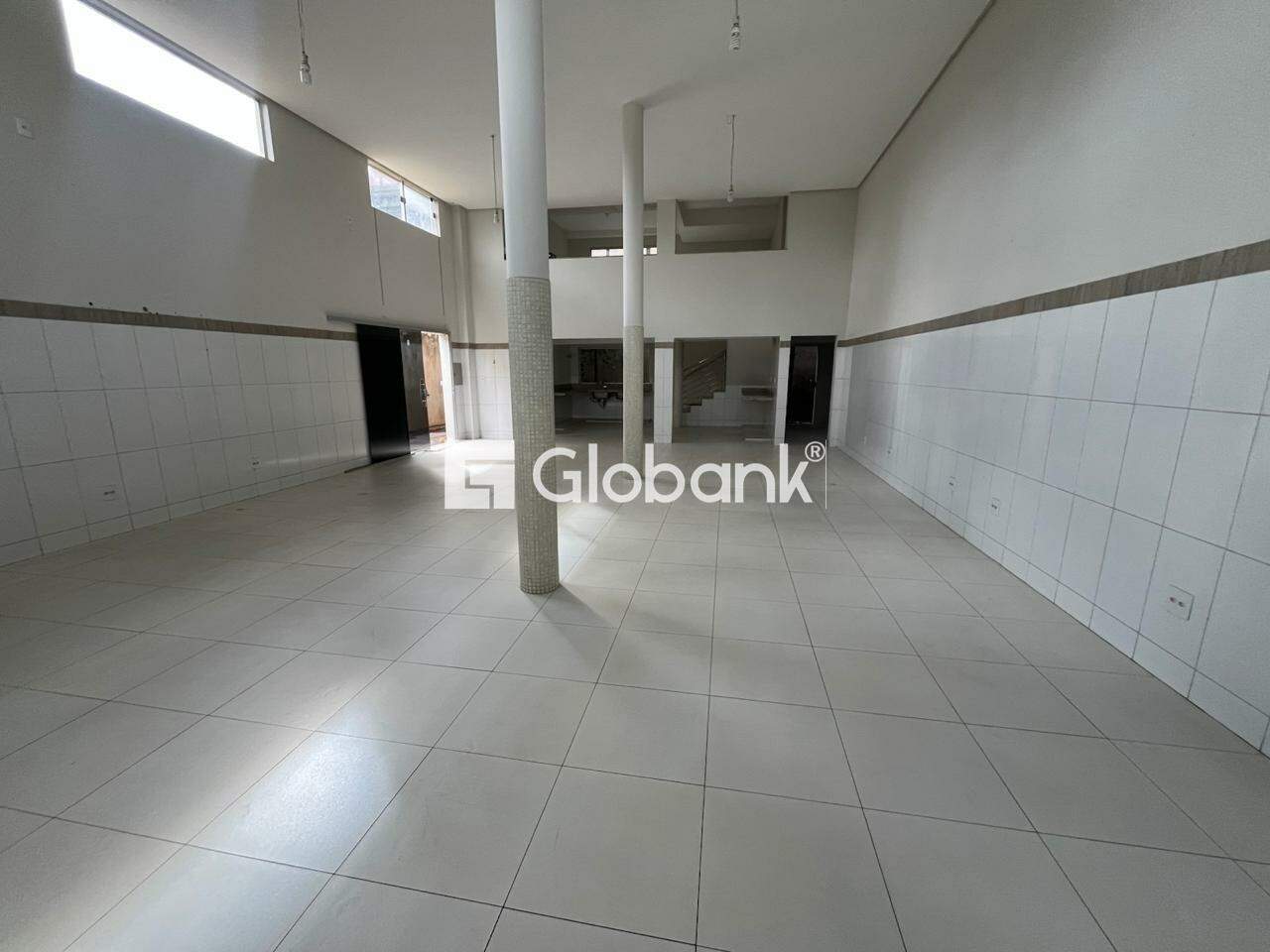 Casa comercial 3 quartos à venda Jardim Brasil 500m² Montes Claros MG: 