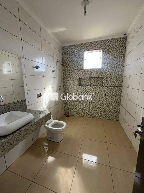 Casa comercial 3 quartos à venda Jardim Brasil 500m² Montes Claros MG: 