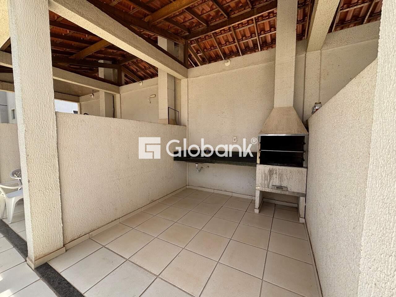 Apartamento 2 quartos para aluguel Planalto 55m² Montes Claros MG: área gourmet compartilhada