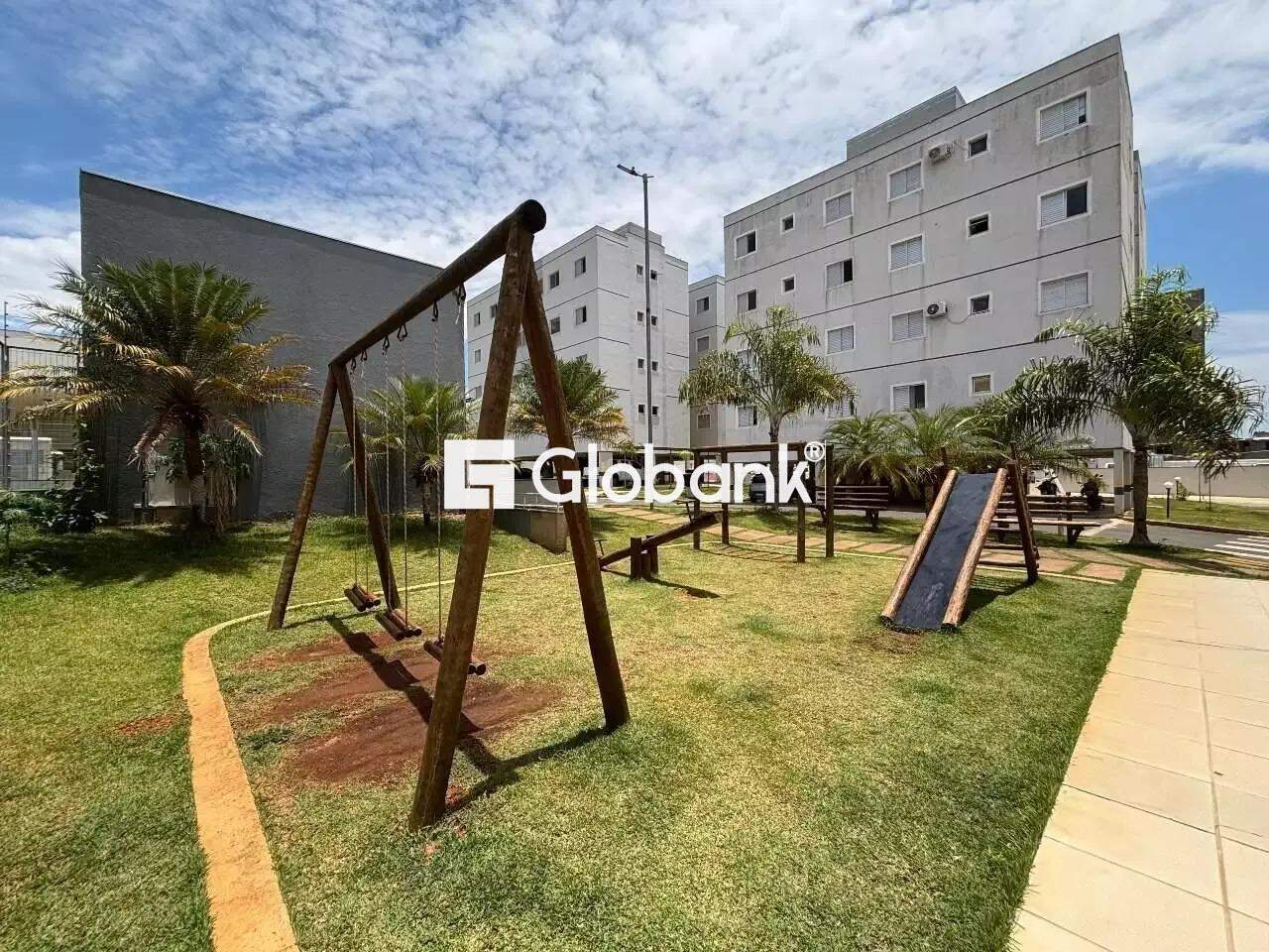 Apartamento 3 quartos para aluguel Planalto 85m² Montes Claros MG: Playground