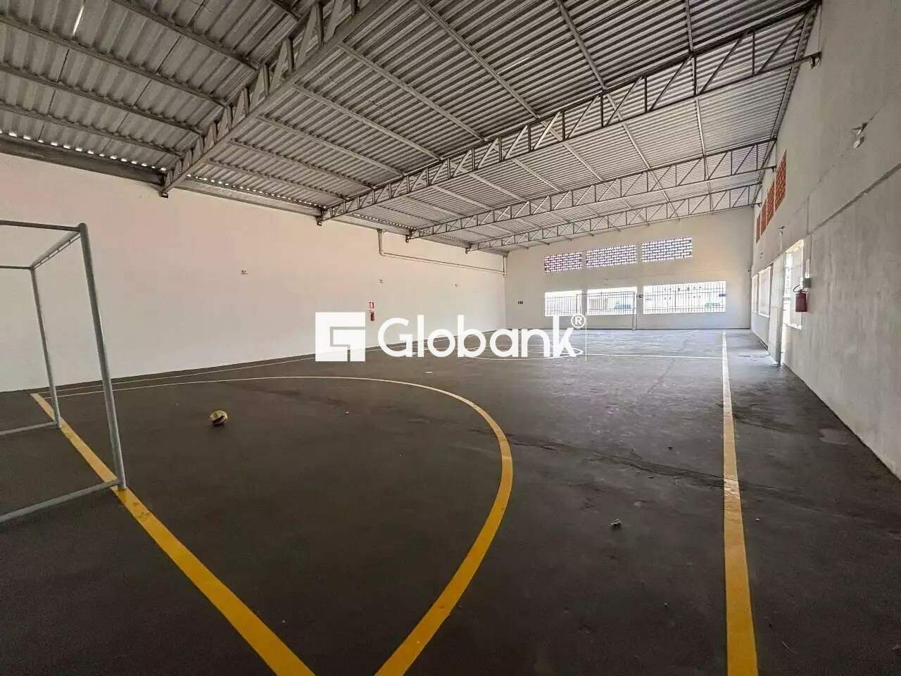 Apartamento 3 quartos para aluguel Planalto 85m² Montes Claros MG: Quadra