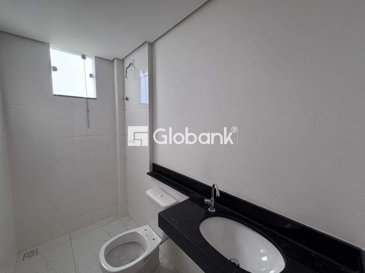 Apartamento 3 quartos para aluguel Planalto 85m² Montes Claros MG: Banheiro suite