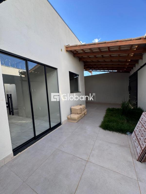 Casa 2 quartos à venda Jardim Olímpico 45m² Montes Claros MG: 