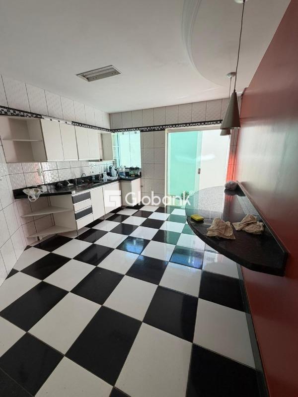 Casa 4 quartos à venda Monte Carmelo 120m² Montes Claros MG: 