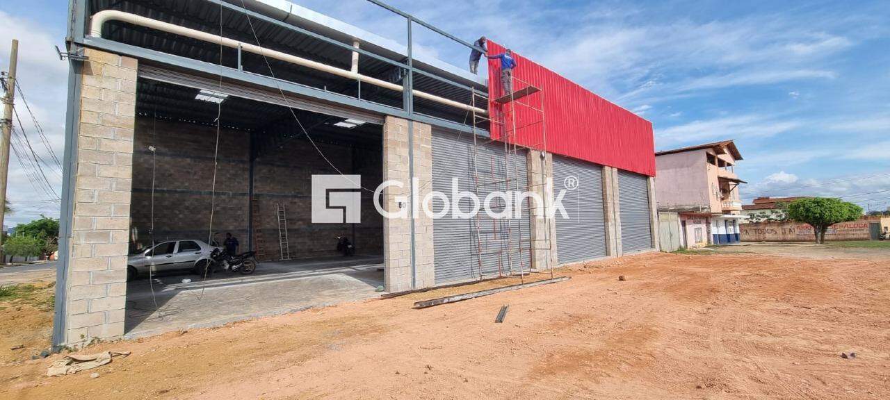 Galpão para aluguel São Judas Tadeu 405m² Montes Claros MG: 