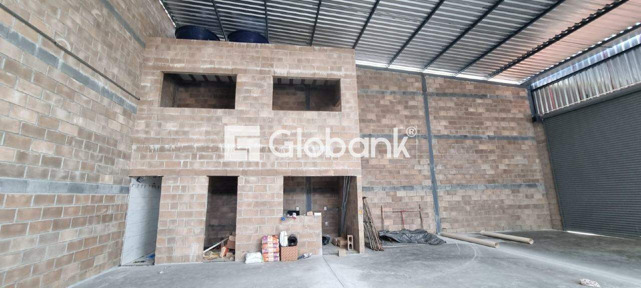 Galpão para aluguel São Judas Tadeu 405m² Montes Claros MG: 