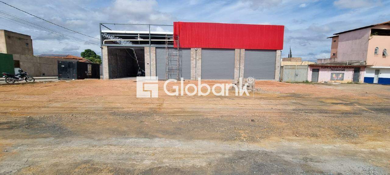 Galpão para aluguel São Judas Tadeu 405m² Montes Claros MG: 