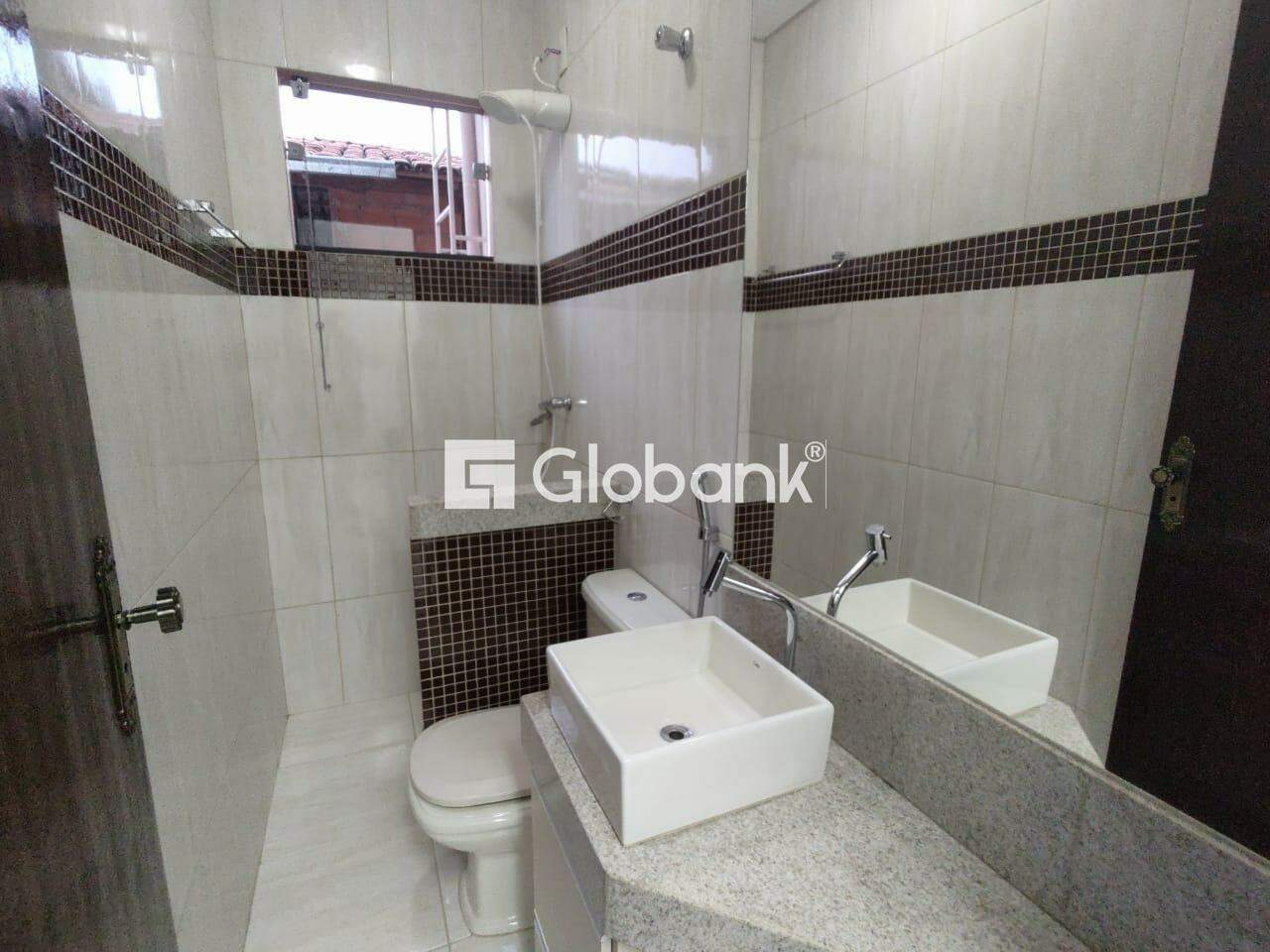 Casa 3 quartos à venda Monte Carmelo 172m² Montes Claros MG: