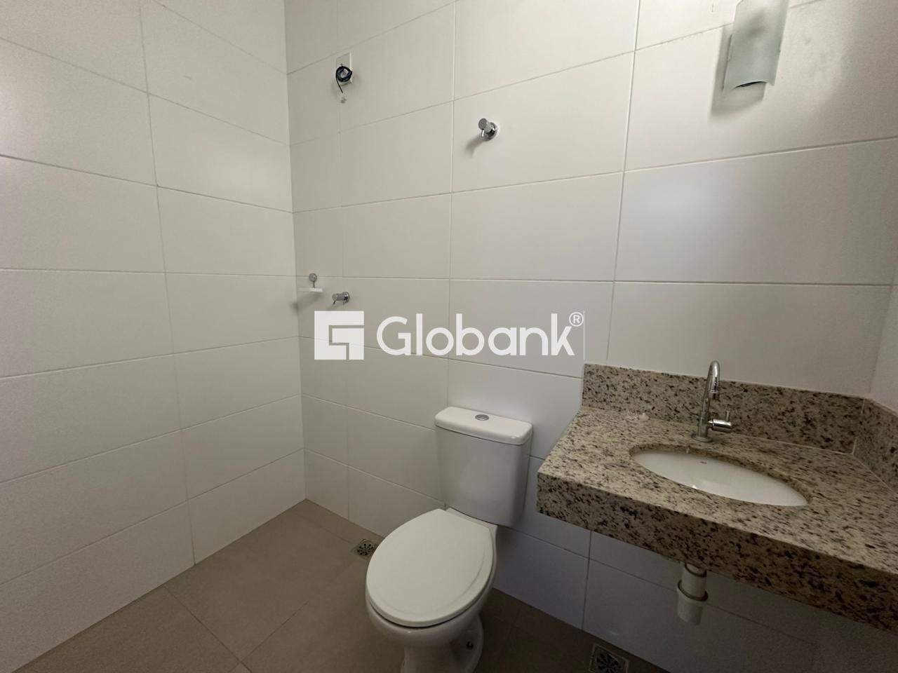 Kitnet 1 quarto para aluguel Funcionários 40m² Montes Claros MG: 