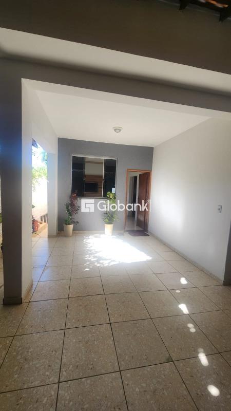 Casa 3 quartos à venda Lourdes 140m² Montes Claros MG: 