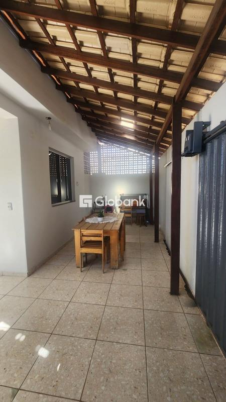 Casa 3 quartos à venda Lourdes 140m² Montes Claros MG: 