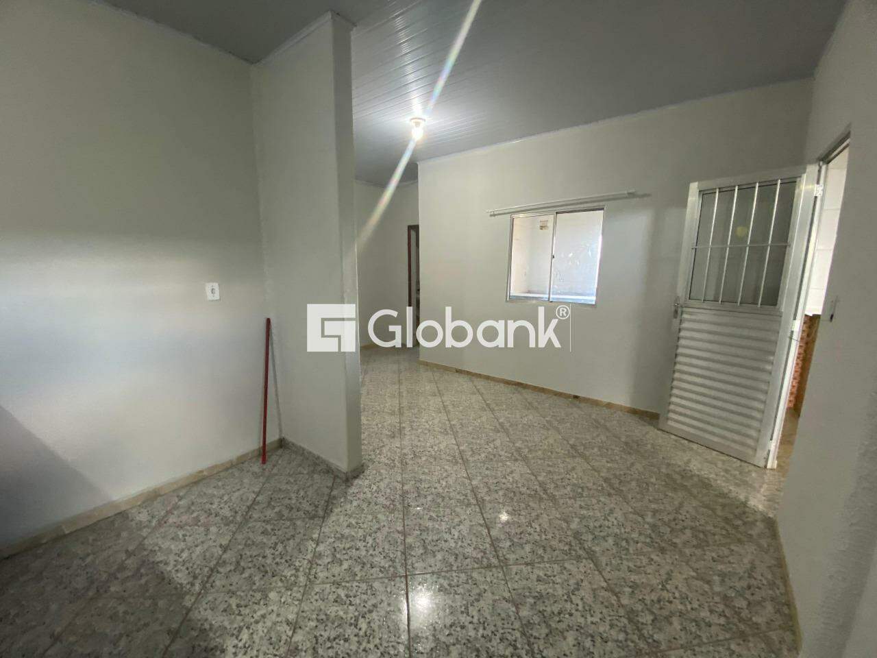 Kitnet 1 quarto para aluguel Vila Ipiranga 80m² Montes Claros MG: 
