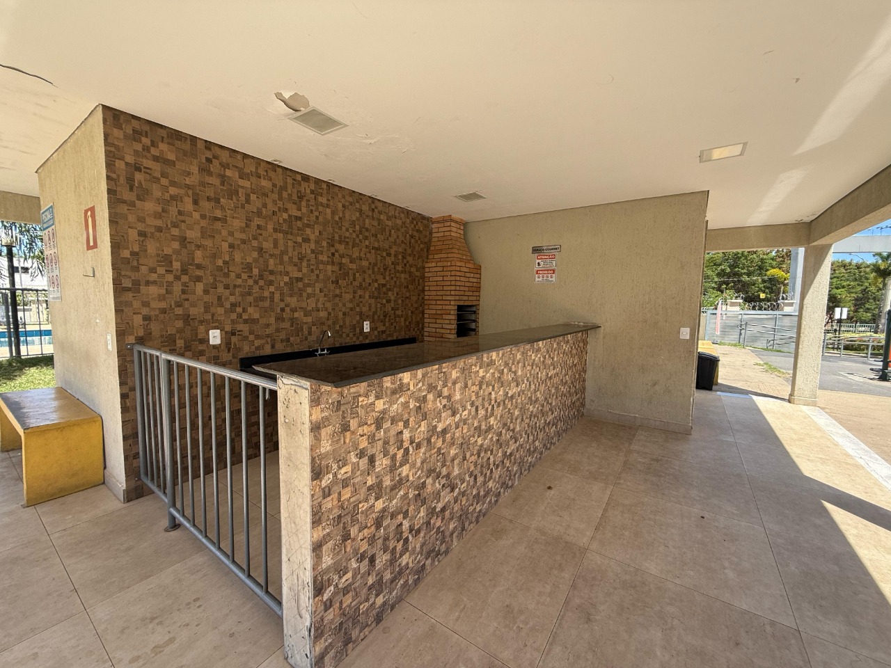 Apartamento 2 quartos para aluguel São Judas Tadeu 45m² Montes Claros MG: rea gourmet