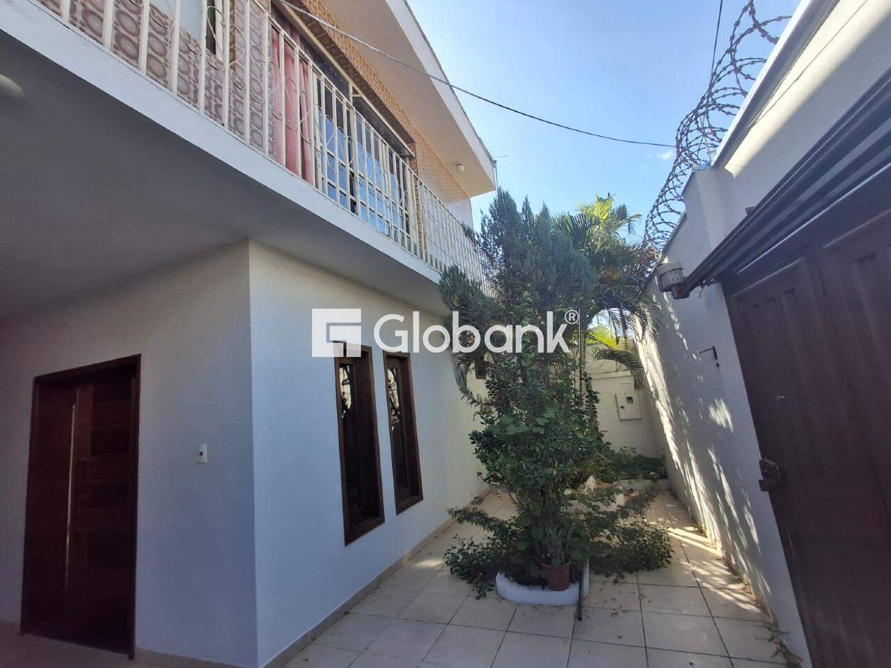 Casa 3 quartos para aluguel São José 150m² Montes Claros MG: 