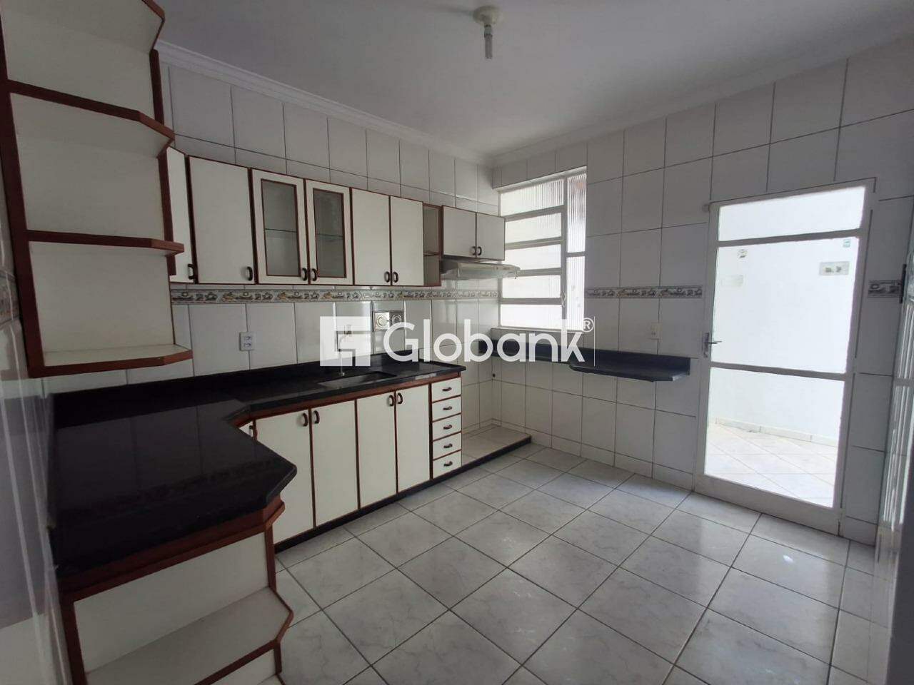 Casa 3 quartos para aluguel São José 150m² Montes Claros MG: 