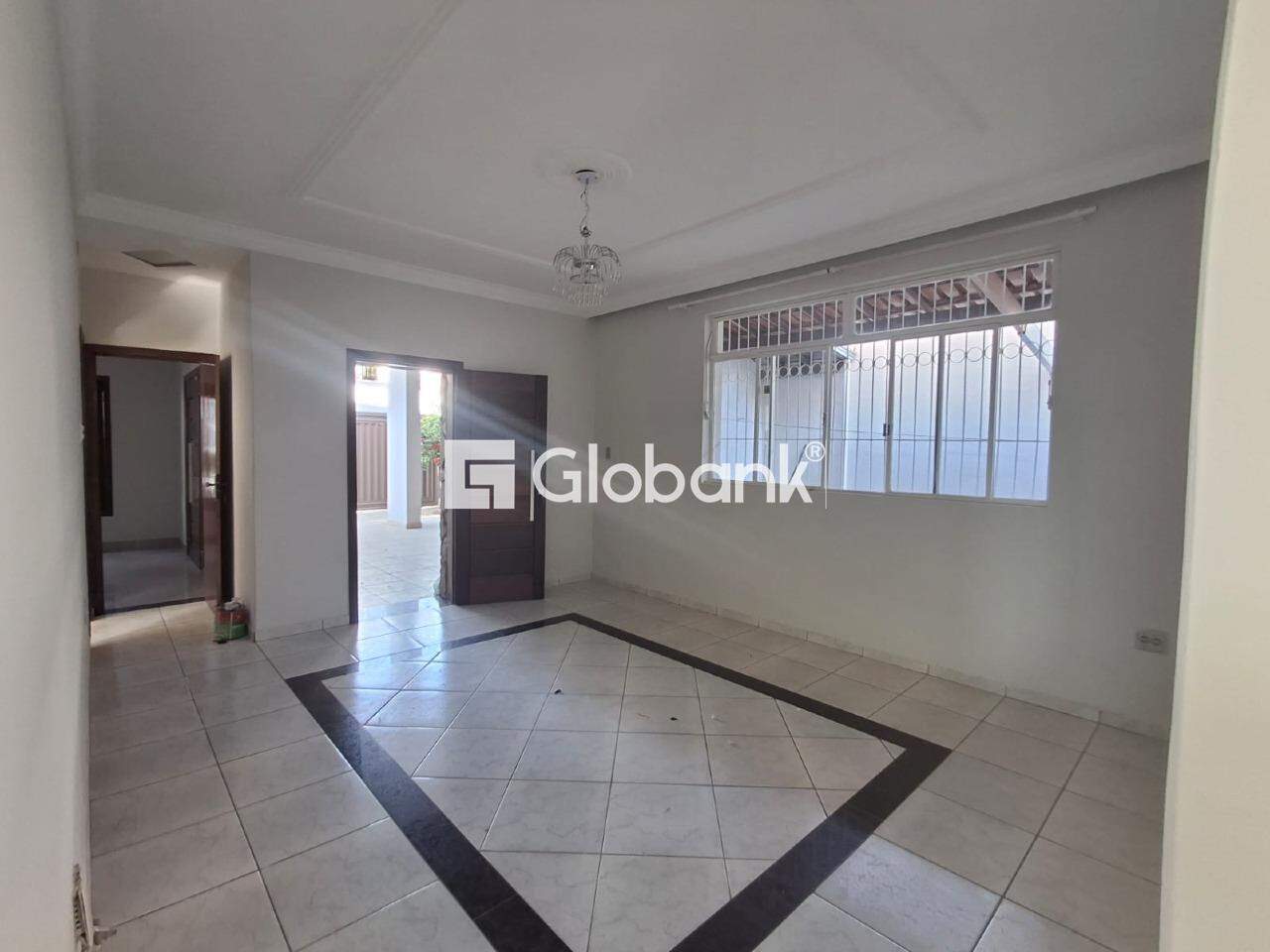 Casa 3 quartos para aluguel São José 150m² Montes Claros MG: 