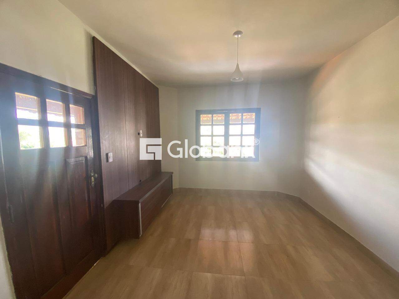 Casa 4 quartos para aluguel Ibituruna 300m² Montes Claros MG: 