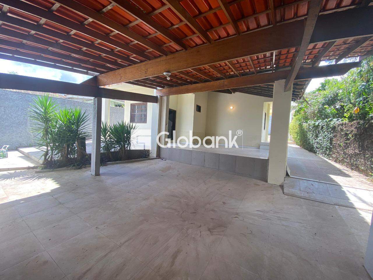 Casa 4 quartos para aluguel Ibituruna 300m² Montes Claros MG: 