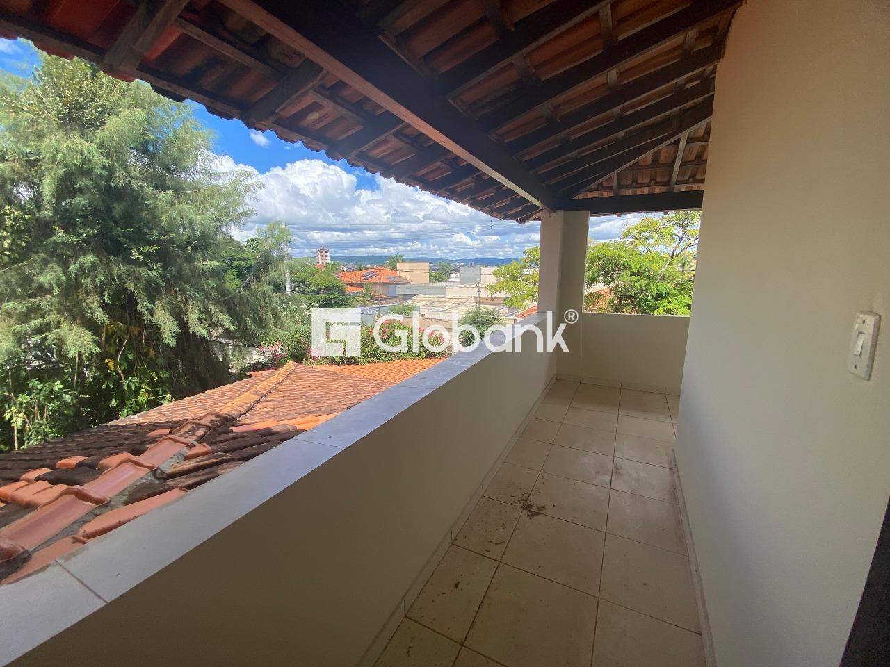 Casa 4 quartos para aluguel Ibituruna 300m² Montes Claros MG: 