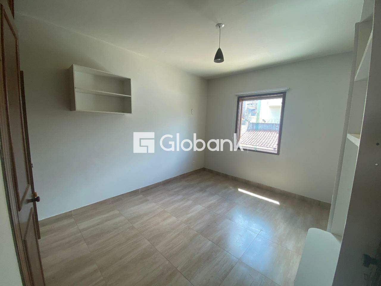 Casa 4 quartos para aluguel Ibituruna 300m² Montes Claros MG: 