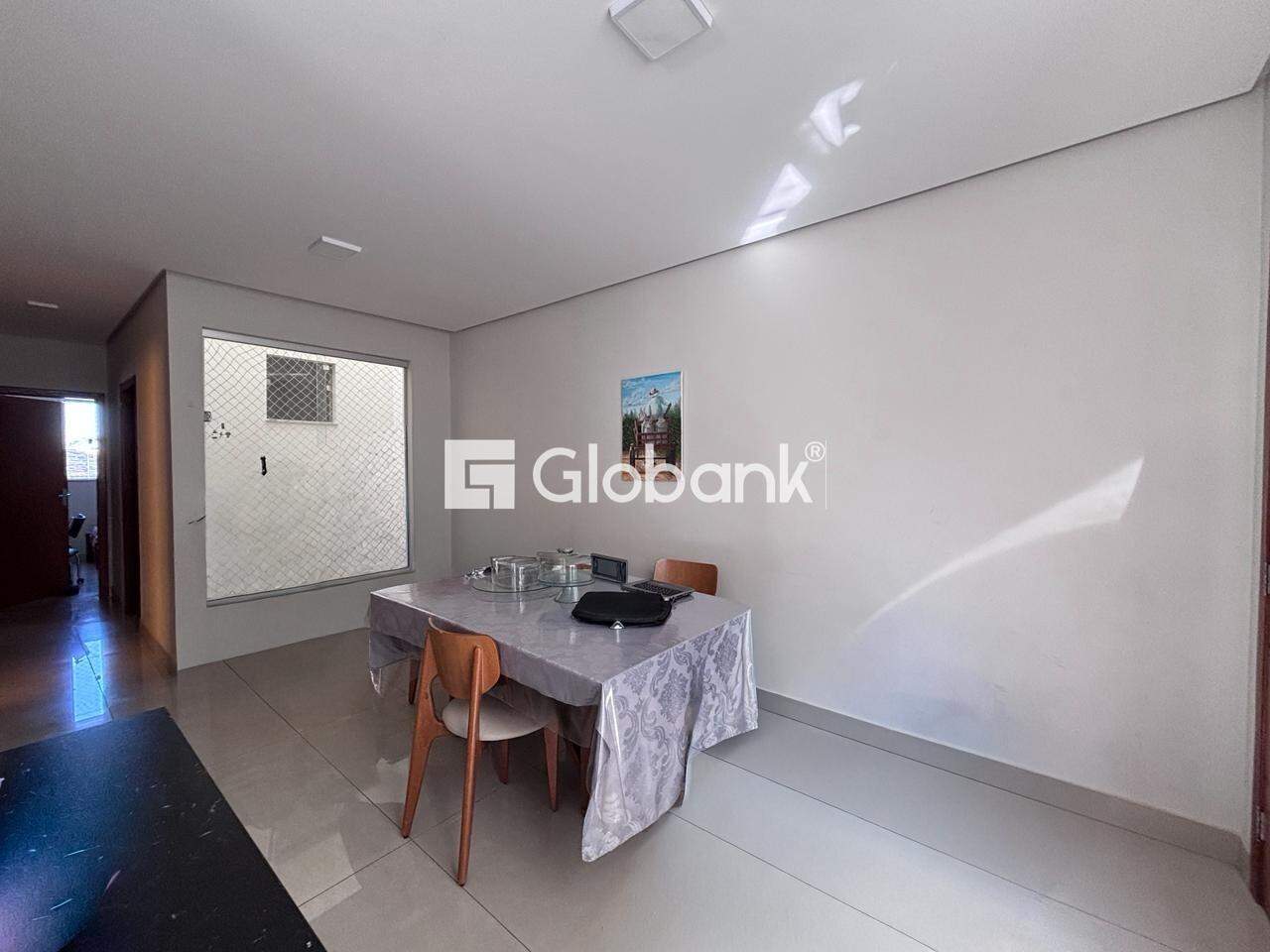 Apartamento 3 quartos para aluguel Ibituruna 148m² Montes Claros MG: Sala