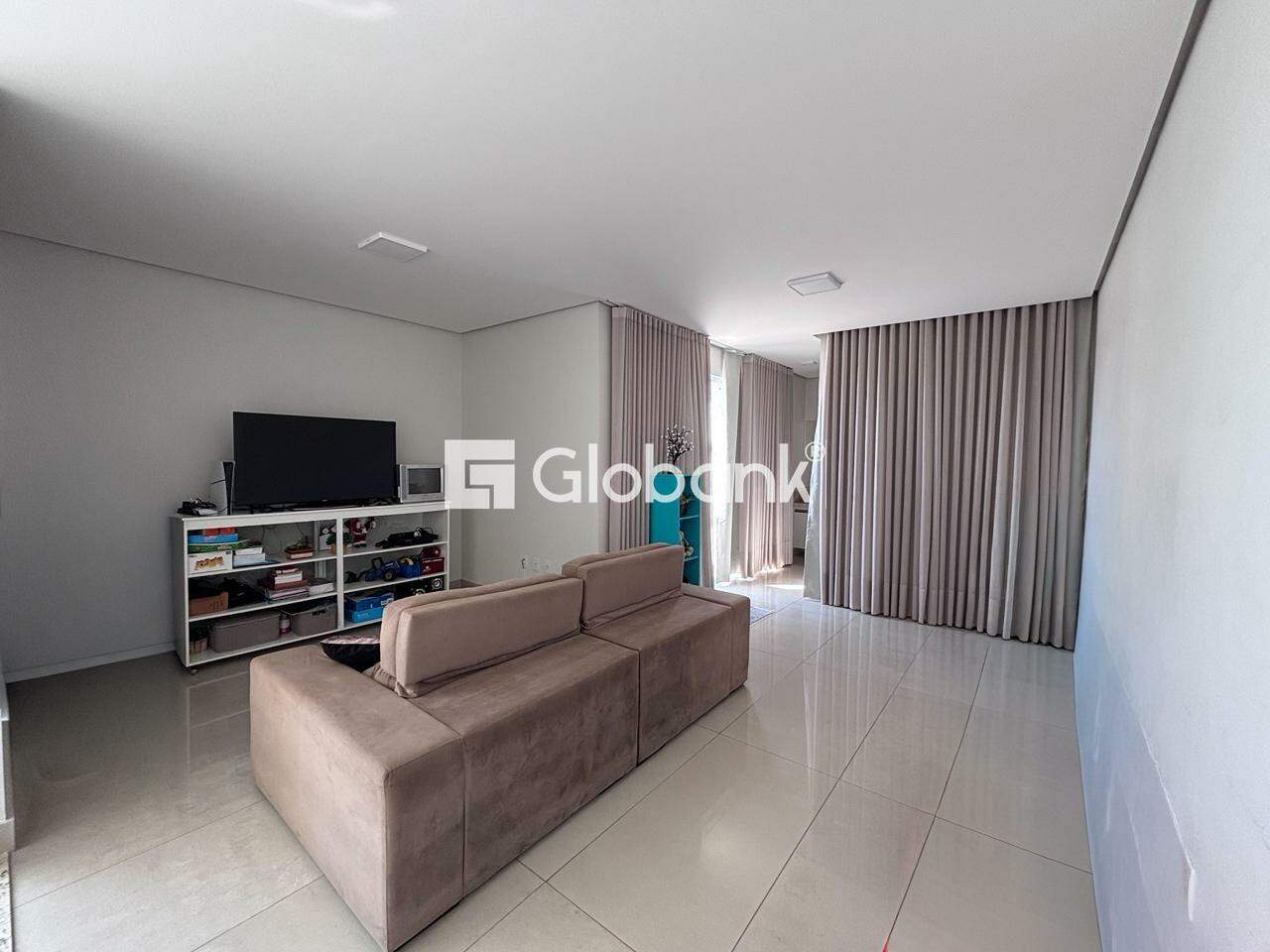 Apartamento 3 quartos para aluguel Ibituruna 148m² Montes Claros MG: Sala superior