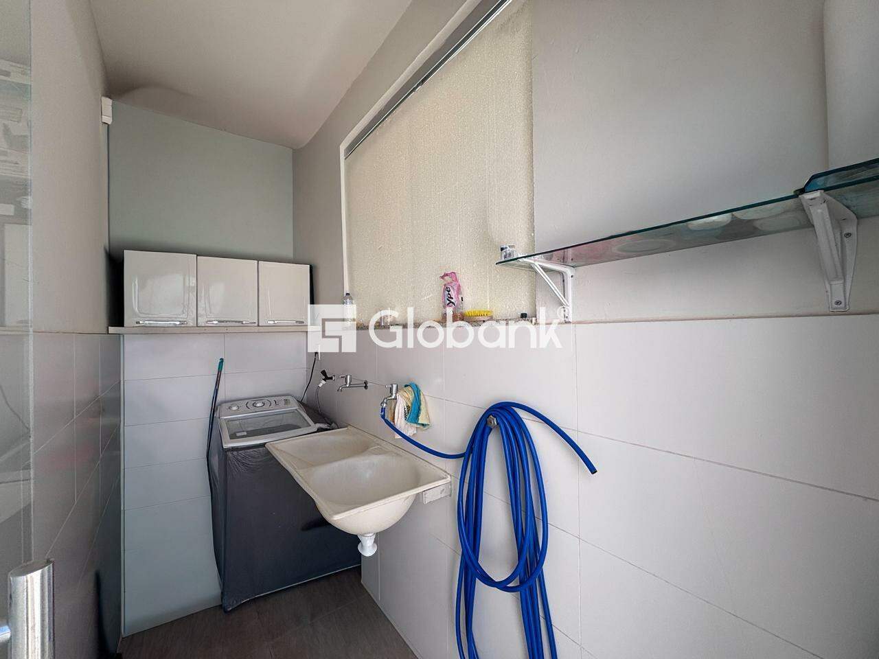 Apartamento 3 quartos para aluguel Ibituruna 148m² Montes Claros MG: Área de serviços